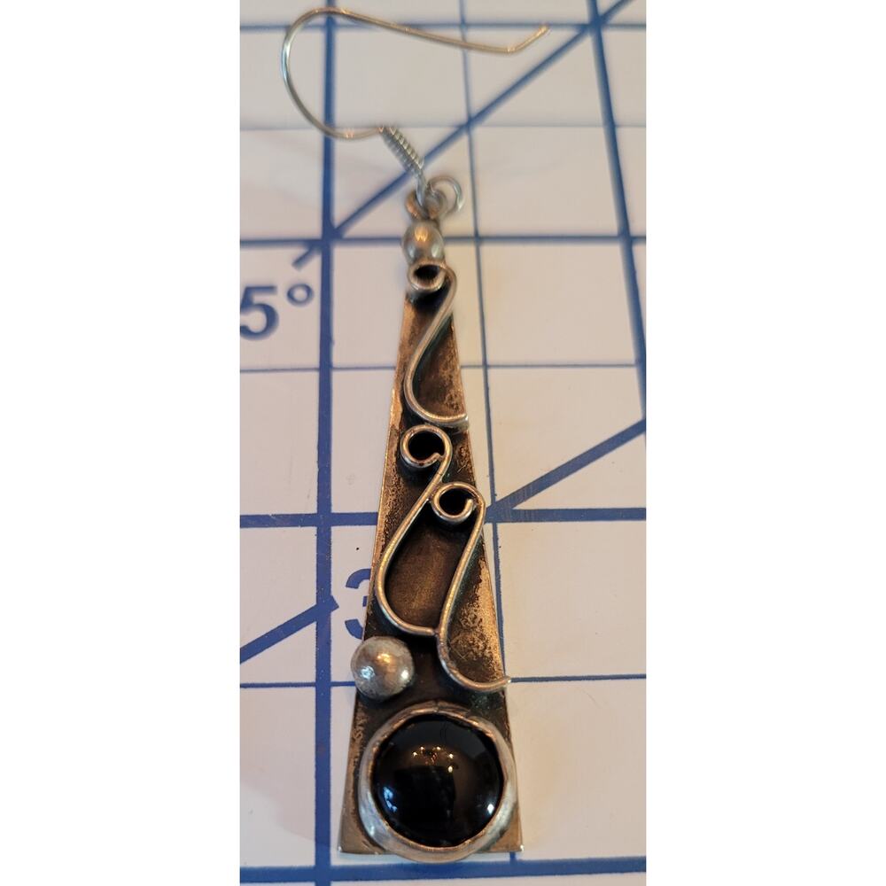 Taxco Sterling and Onyx Triangular Dangle Earrings, French Wire, Marked TC-40 - Picture 2 of 9